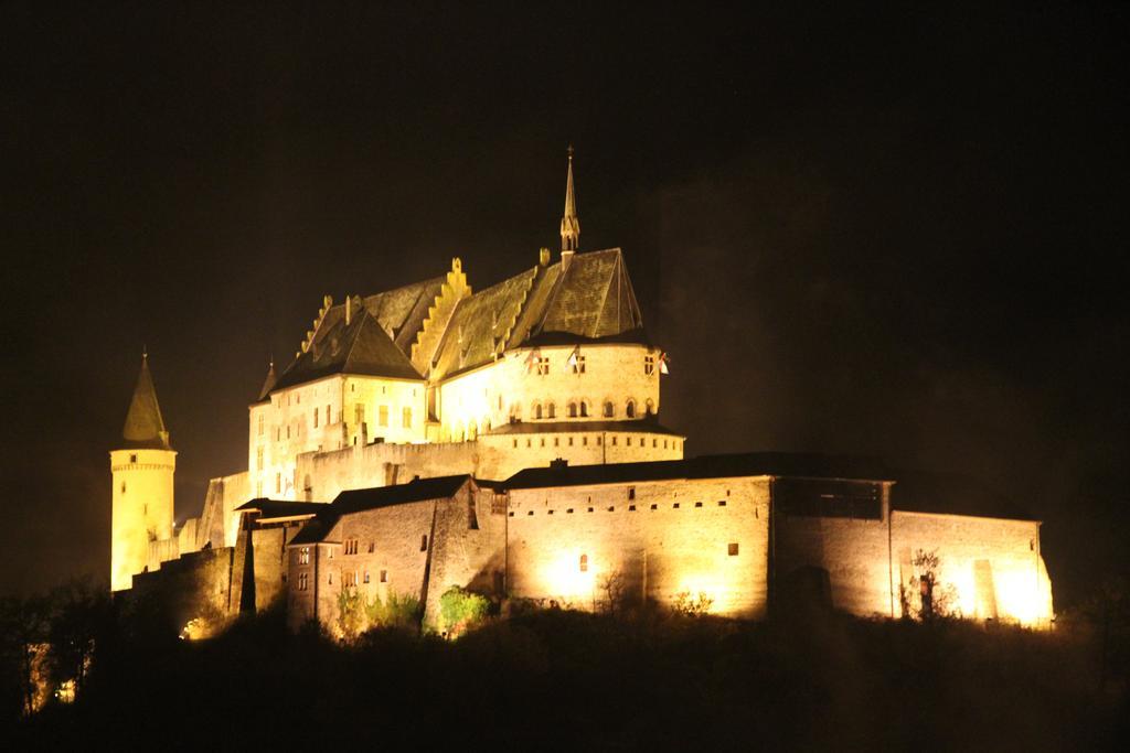 Bed & Breakfast Du Chateau Vianden Bagian luar foto
